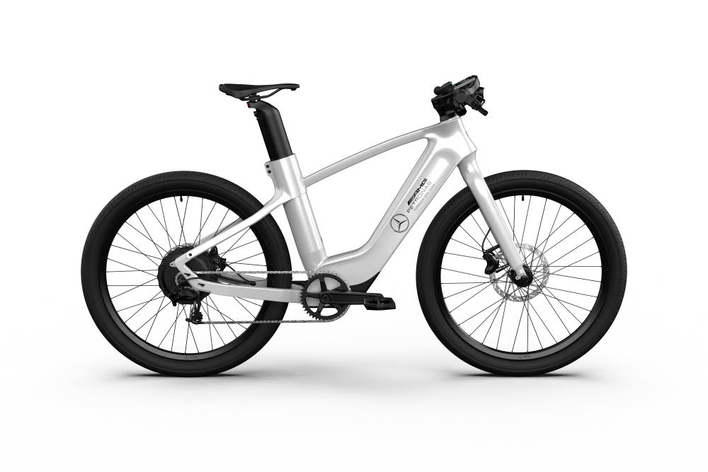 Mercedes-AMG PETRONAS F1® Team City Edition 750 Electric Bike